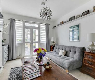 3 bedroom semi-detached house to rent - Photo 2