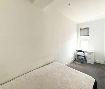 Gordon Road, Southend On Sea, SS1 - Photo 1