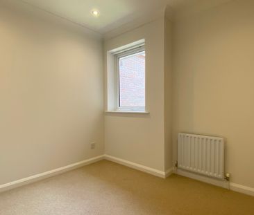 Penn Hill Avenue, Lower Parkstone - Photo 2