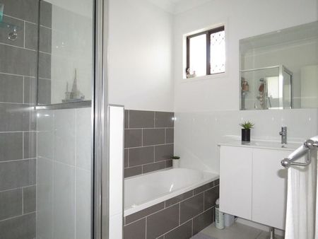 28 Colvin Street, Oonoonba - Photo 4