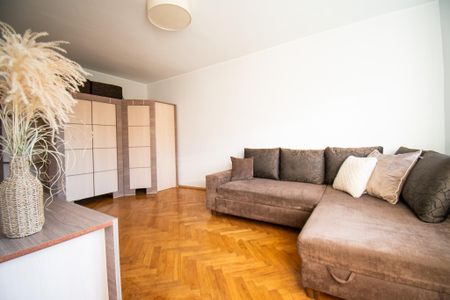 Poznań, Winogrady ul. os. Przyjaźni - Фото 2