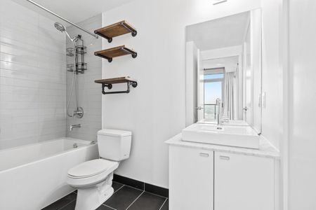 For Lease - 105 The Queensway Avenue Unit# 2504, Toronto, Ontario - Photo 5