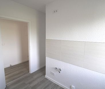 Einziehen und Wohnen… Gemütliche Wohnung in Aschersleben! - Foto 1