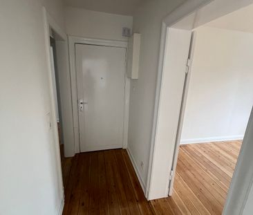 ***Frisch sanierte 2-Zimmer-Wohnung in denkmalgeschützem Altbau*** - Foto 3