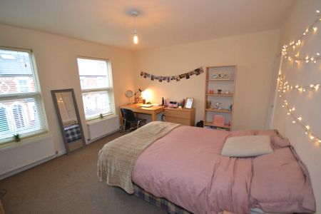 Price £3,750 pcm - Available Now - Furnished - Photo 5