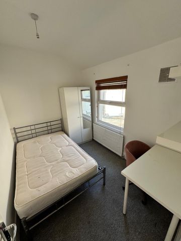 Room in a Shared House, Bruce Road, NW10 - Photo 3