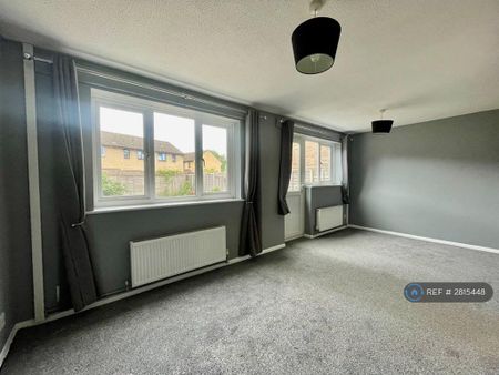 3 bedroom semi-detached house to rent - Photo 3