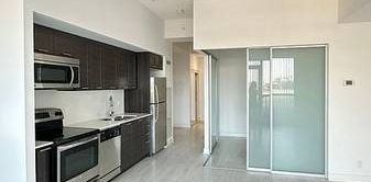 Parklawn&Lakeshore, Luxury1 bdrm apt & 1 parking spot - Photo 2