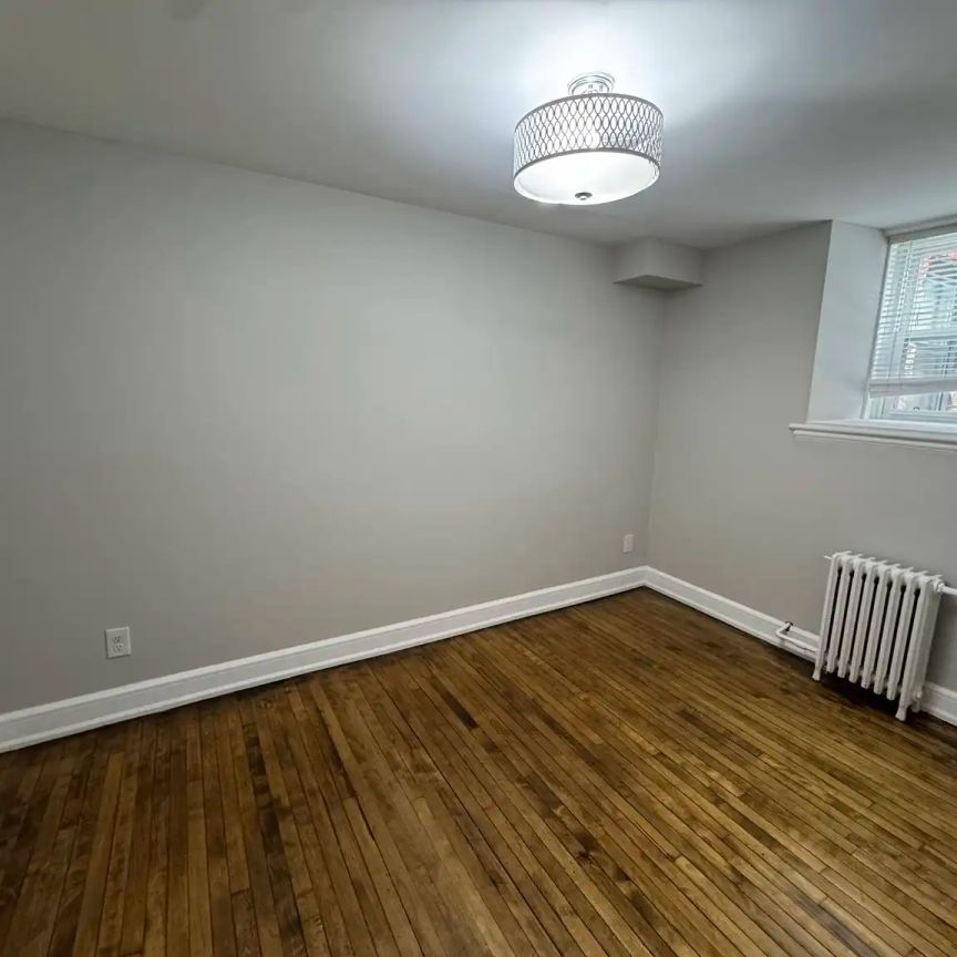 575 MacLaren St. — 1 Bedroom - Photo 1