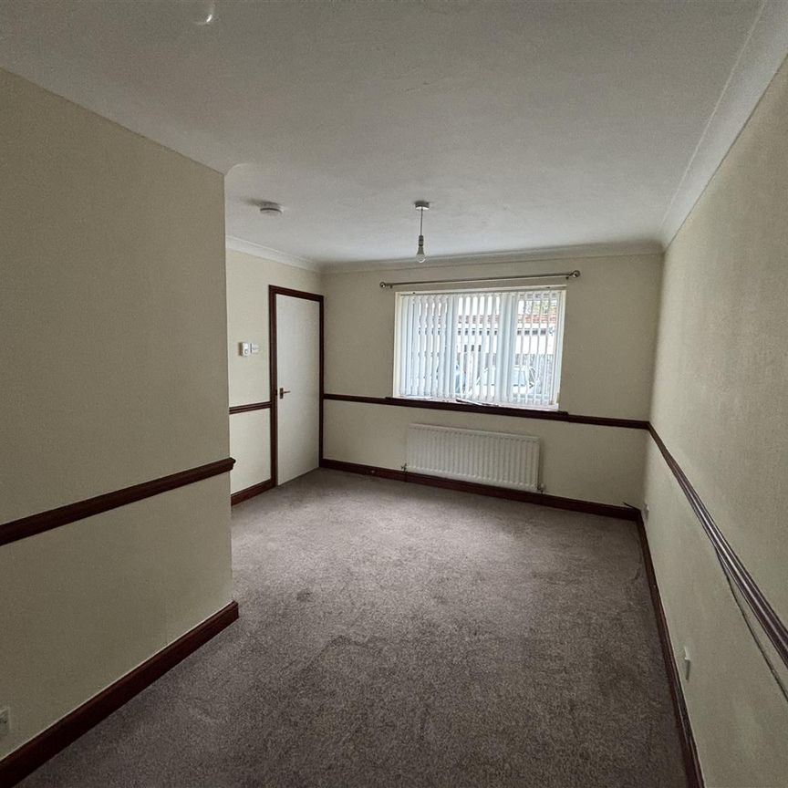 To Let 1 Bed House - Terraced Llys Tomos, , Shotton £575 pcm - Photo 1