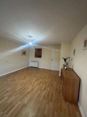 2 Bed Flat, Wallace Street, G5 - Photo 2