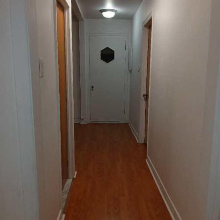 Appartement à louer - Vieux-Longueuil : 4 et demi, à l'étage - Photo 4
