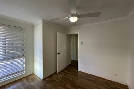 LARGE FAMILY HOME IN EATON - Photo 5