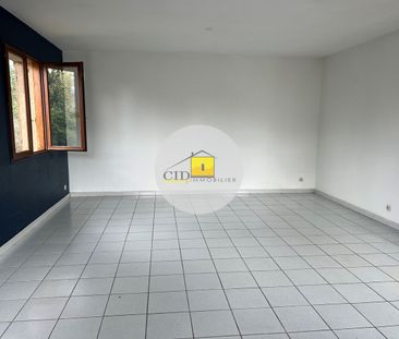 Location Maison 5 pièces 108m² GENAS 69740 - Photo 2