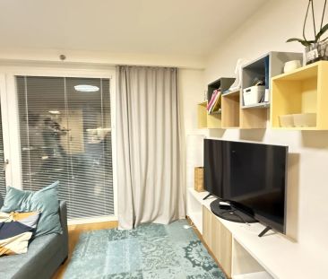 Möblierte 2 Zimmer mit Loggia, Fitness & Sauna im Haus nahe UNO-CIt... - Photo 2