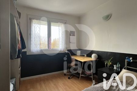 Location Appartement 4 pièces - Photo 3