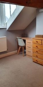 Lovely Double Room in Professional House Share - City Centre - Photo 4