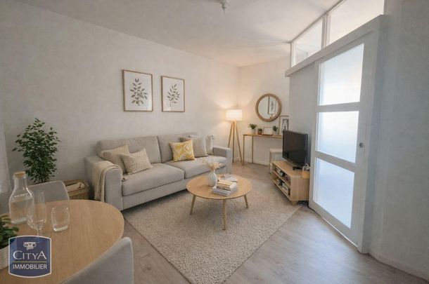 Location Maison 2 pièces 52m² HELLEMMES LILLE 59260 - Photo 1