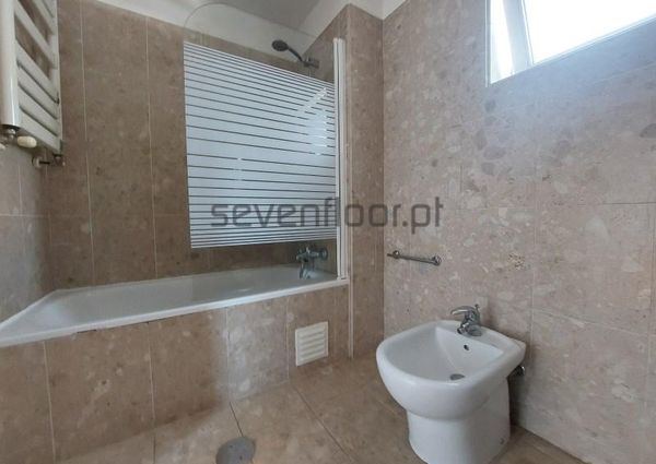 Apartamento T2+1 em Porto
