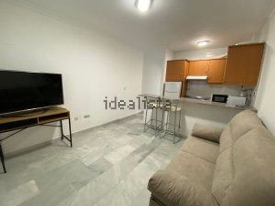 Alquiler de piso en Calle Santa Ines - Photo 1