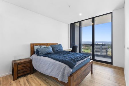 Furnished 2 bedroom, 2 bath apartment at level 19 Sundale. - Photo 5