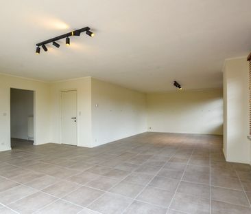 Ruim appartement (146 m²) met 2 slaapkamers in het centrum van Jabbeke - Photo 5