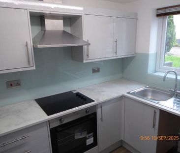 2 bedroom house to rent - Photo 3