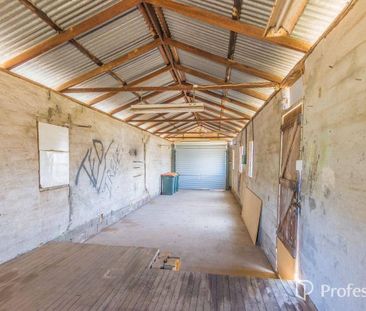 3 Bedroom House - South Tamworth - Photo 2