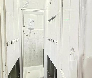 1 bedroom in a house share to rent - Photo 6