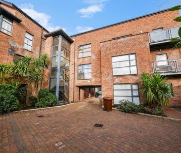 Apt 1 Carolan Place, 45 Rossmore Drive, Ormeau Road, Belfast, BT7 3LA - Photo 5