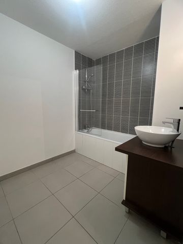 Location Appartement 3 pièces 59m² VILLENAVE D ORNON 33140 - Photo 2