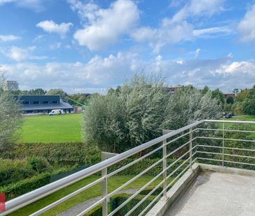 Mooi standingvol appartement met ZW-zicht op Gaverbeek | Potegemstraat - Photo 2