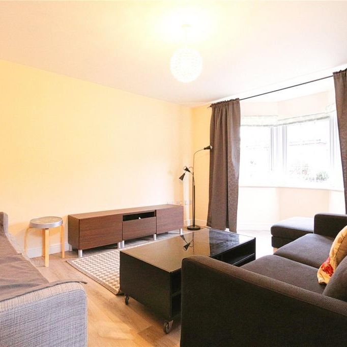 4 bedroom detached house to rent - Photo 1