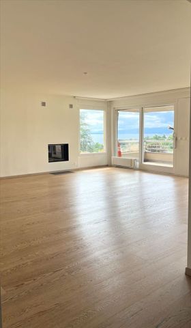 Sublime 4.5 room apartment with included underground parking space - Foto 3