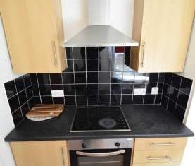 1 bedroom property to rent in Southend On Sea - Photo 2