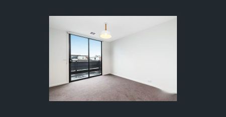 Modern 3 Bedroom Family Home in a Prime Keysborough Location - Photo 2