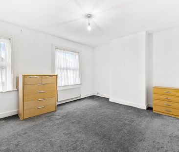 Ref: KM - Grove Road - Photo 1