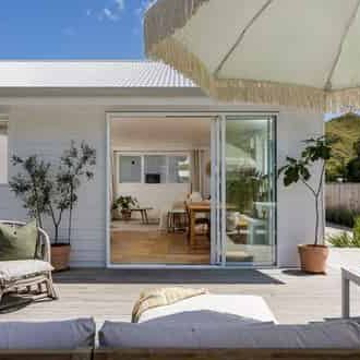 Location, location, location - Photo 4