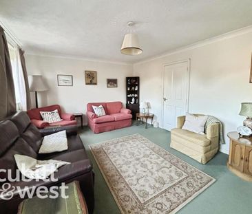 4 bedroom townhouse to rent - Photo 2