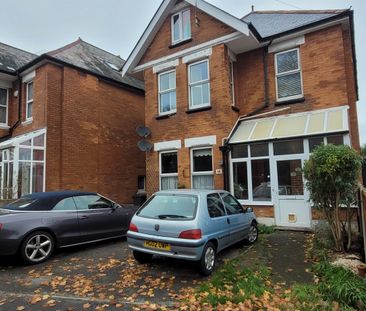 2 bed ground floor flat to rent in New Park Road, Bournemouth, BH6 - Photo 1