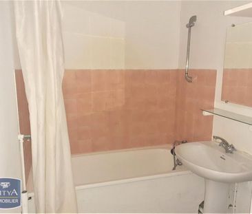 Location Appartement 1 pièce 27m² ROSNY SOUS BOIS 93110 - Photo 3