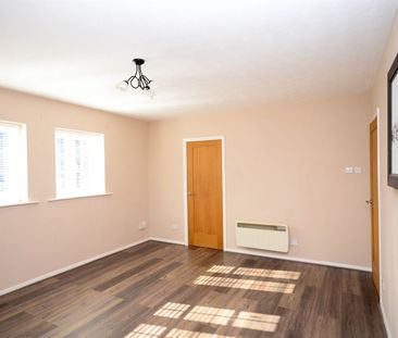 2 bed apartment to rent in Hazelmoor, Hebburn, NE31 - Photo 6