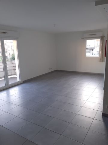 4 pièces - 89 m² - 1er étage - Colocation non autorisée - Photo 4