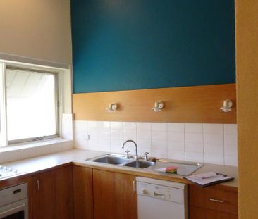 2/2 Edmondson Street, Campbell ACT 2612 - Townhouse For Rent | Domain - Photo 1