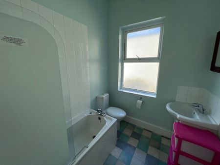 Second Avenue, Heworth - P10188 - Photo 5