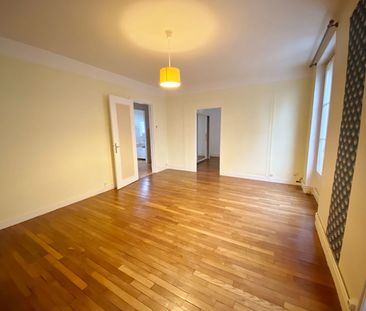 Location Appartement 2 pièces 63m² - Photo 1