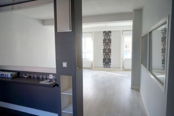 Location Appartement 4 pièces 100m² PARAY LE MONIAL 71600 - Photo 1
