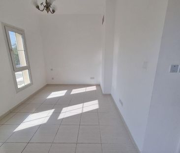 UPGRADED BATHROOMS | 2BR + STUDY | BACK TO BACK - Photo 3