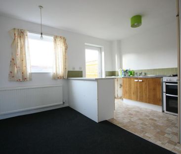 2 bedroom terraced house to rent - Photo 6