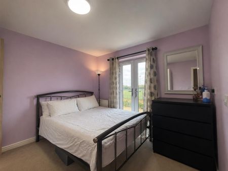 3 Bedroom House To Let - Photo 3